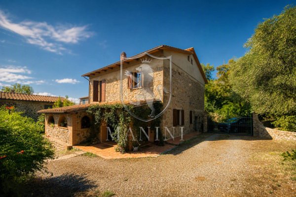 casa indipendente in vendita a Cinigiano