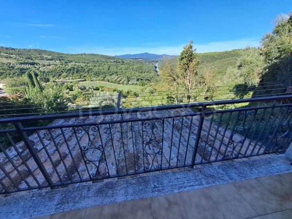casa indipendente in vendita a Cinigiano in zona Sasso d'Ombrone