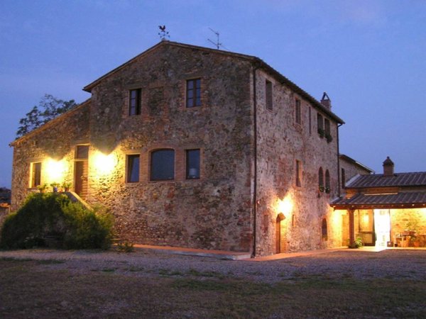 casa indipendente in vendita a Cinigiano