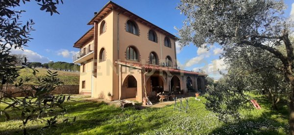 casa indipendente in vendita a Civitella Paganico in zona Paganico