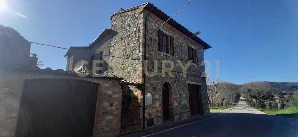 casa indipendente in vendita a Civitella Paganico in zona Pari