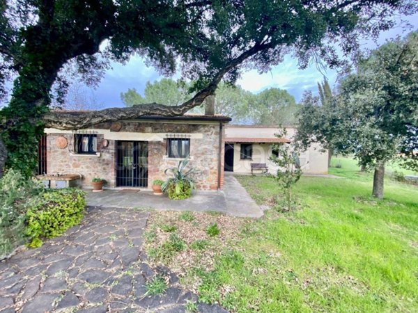 casa indipendente in vendita a Civitella Paganico in zona Civitella Marittima