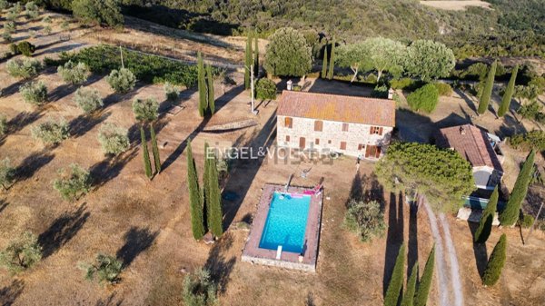 casa indipendente in vendita a Civitella Paganico