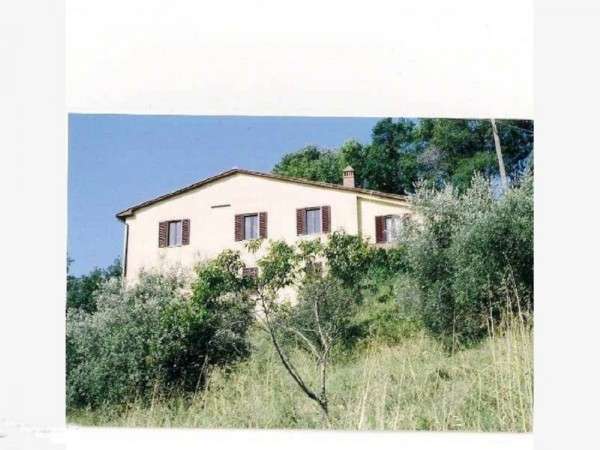 casa indipendente in vendita a Civitella Paganico in zona Pari