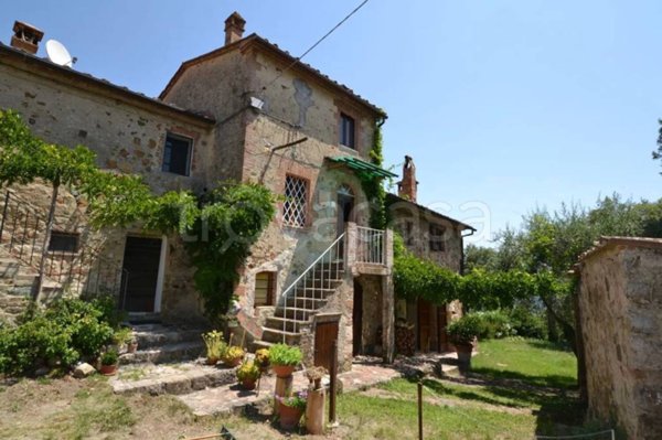 casa indipendente in vendita a Civitella Paganico in zona Petriolo