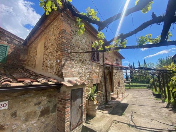 appartamento in vendita a Civitella Paganico in zona Pari