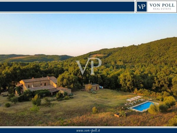 casa indipendente in vendita a Civitella Paganico in zona Pari