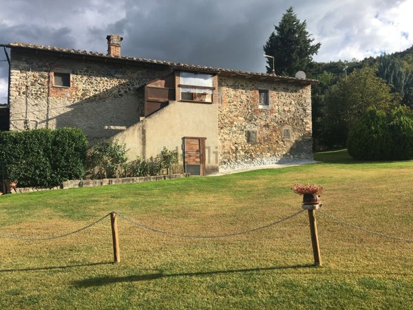 casale in vendita a Civitella Paganico in zona Pari