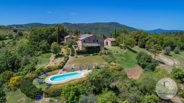 casa indipendente in vendita a Civitella Paganico
