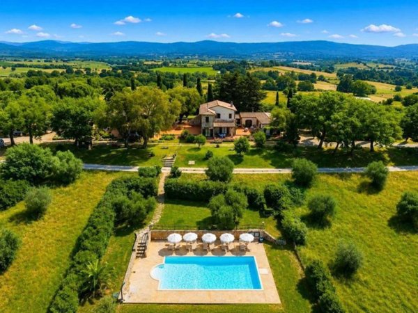 casa indipendente in vendita a Civitella Paganico