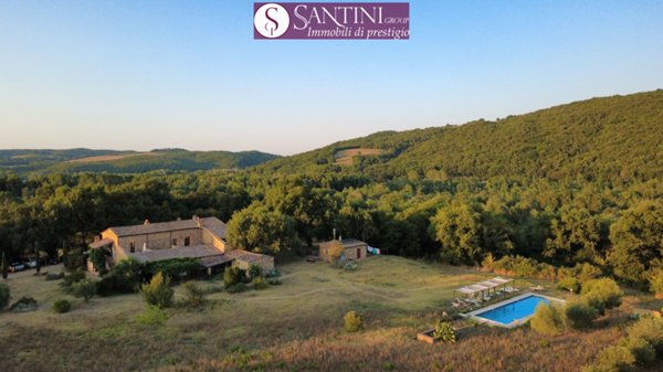 casa indipendente in vendita a Civitella Paganico in zona Pari