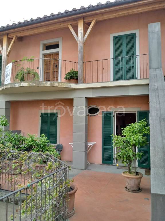 appartamento in vendita a Follonica