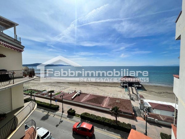 appartamento in vendita a Follonica