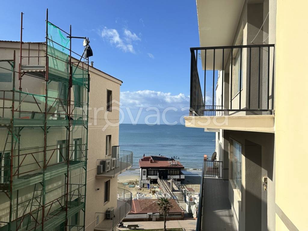 appartamento in vendita a Follonica