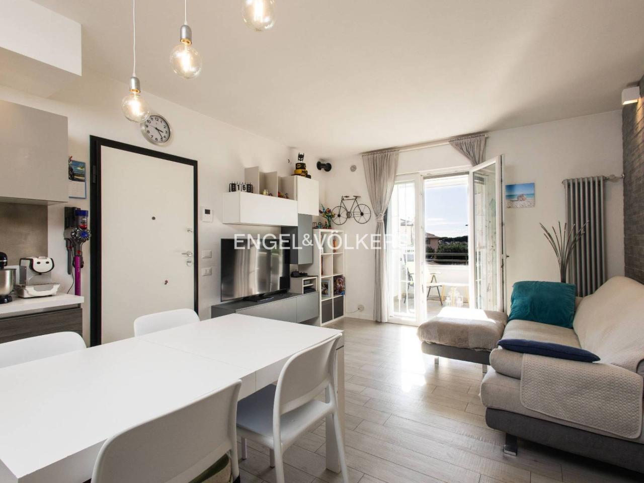 casa indipendente in vendita a Follonica
