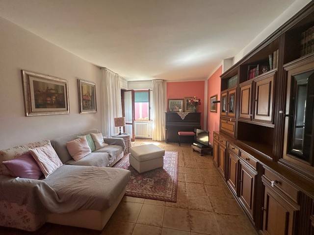 appartamento in vendita a Follonica
