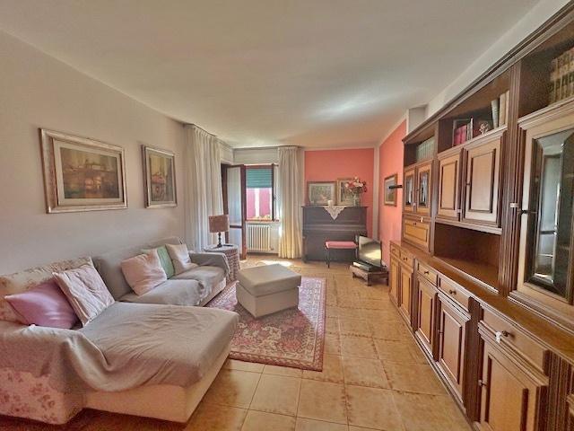 casa indipendente in vendita a Follonica