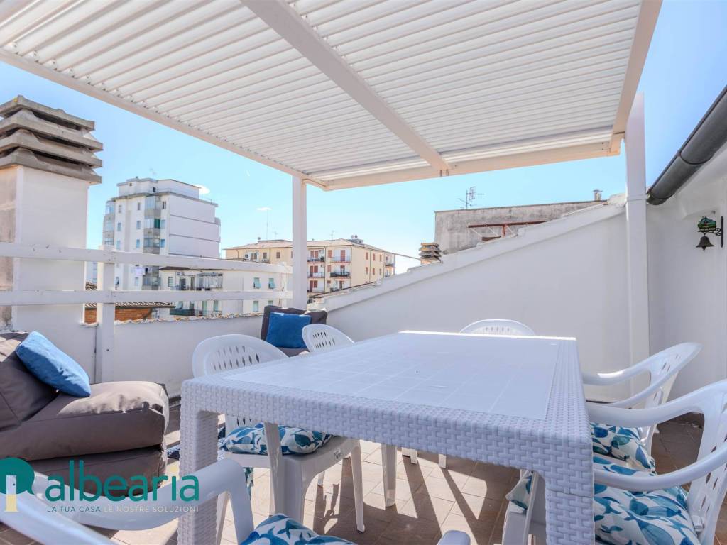 appartamento in vendita a Follonica