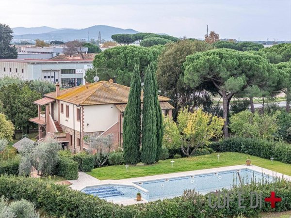 appartamento in vendita a Follonica