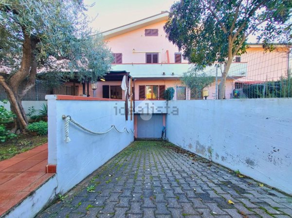 appartamento in vendita a Follonica