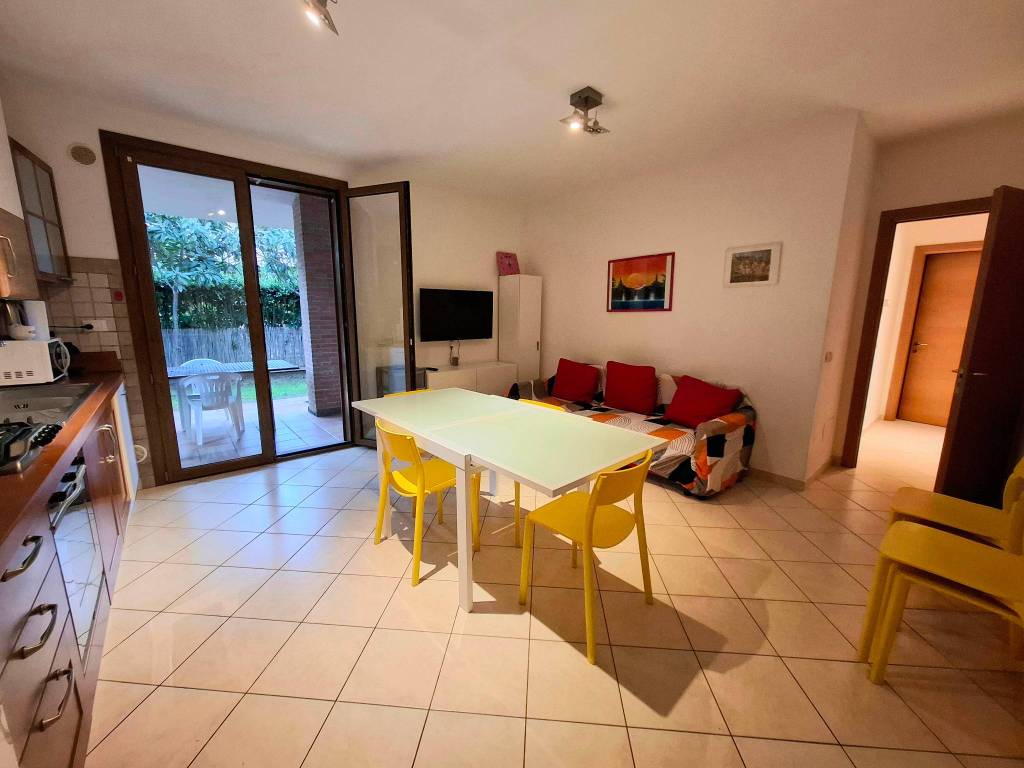 casa indipendente in vendita a Follonica