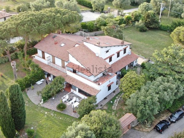 appartamento in vendita a Follonica