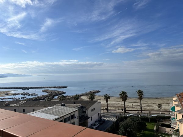 appartamento in vendita a Follonica