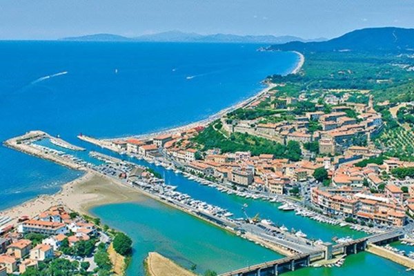 ufficio in vendita a Follonica