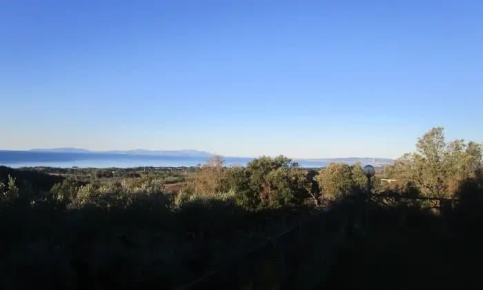 casa indipendente in vendita a Follonica