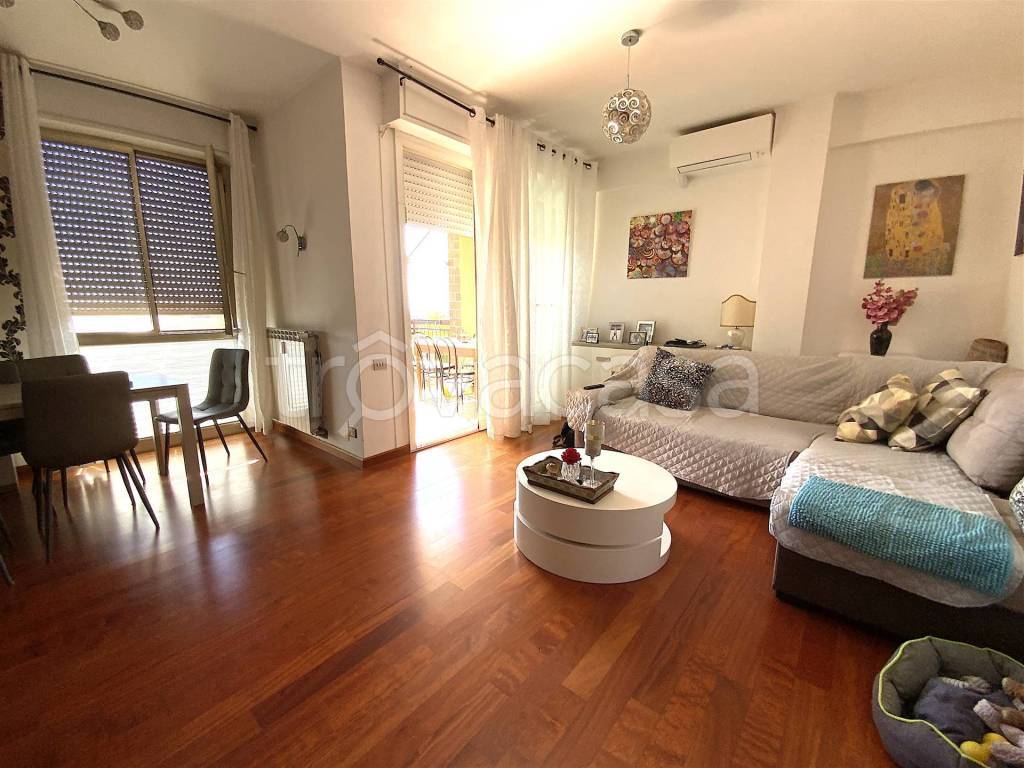 appartamento in vendita a Follonica