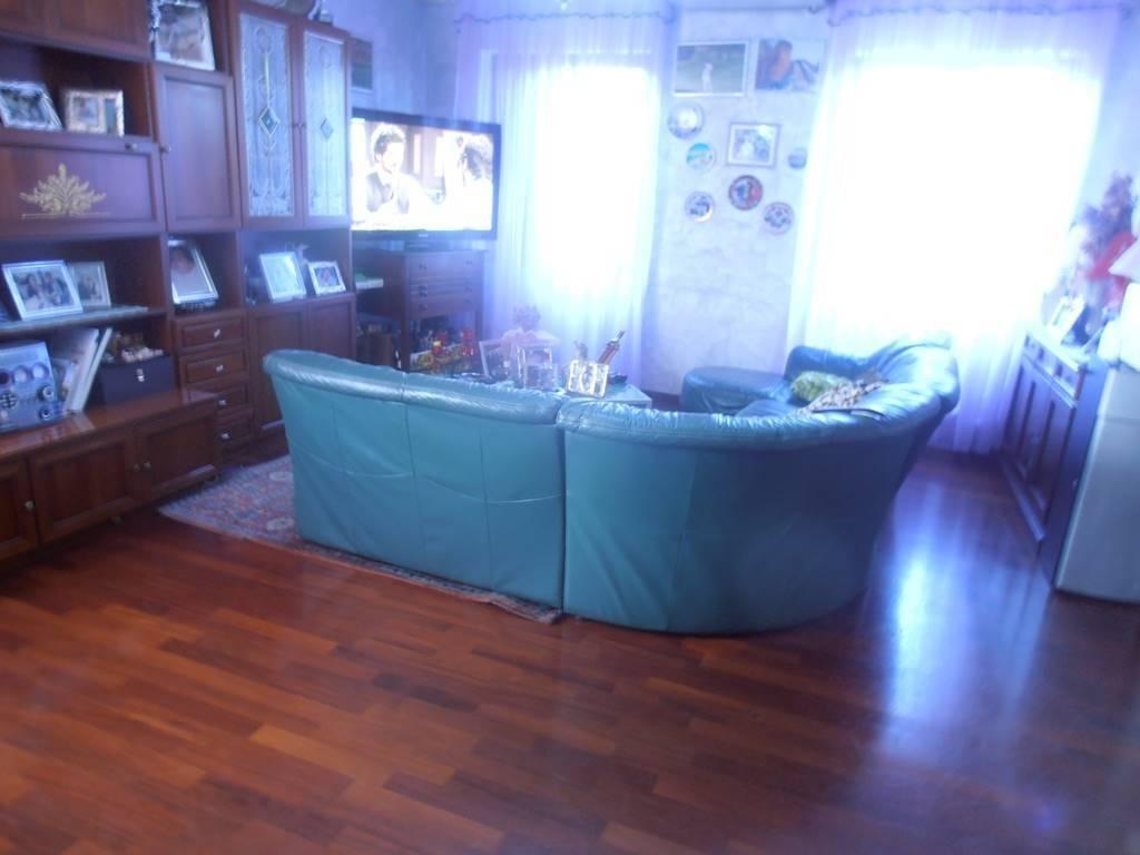 casa indipendente in vendita a Follonica