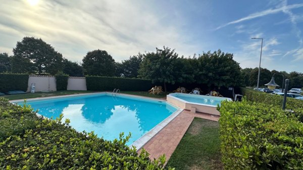 casa indipendente in vendita a Follonica