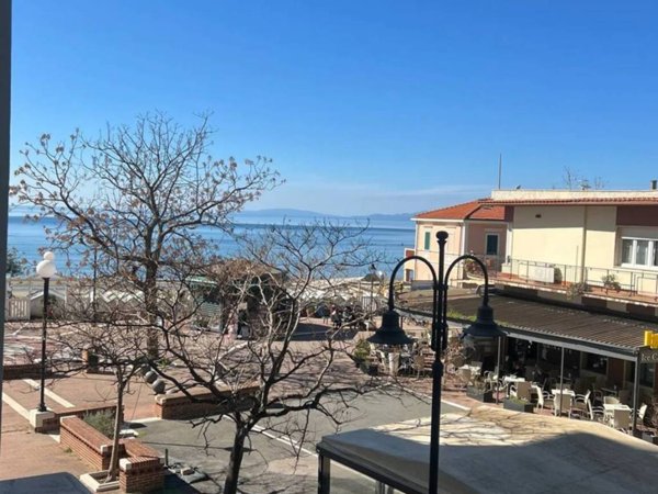 appartamento in vendita a Follonica