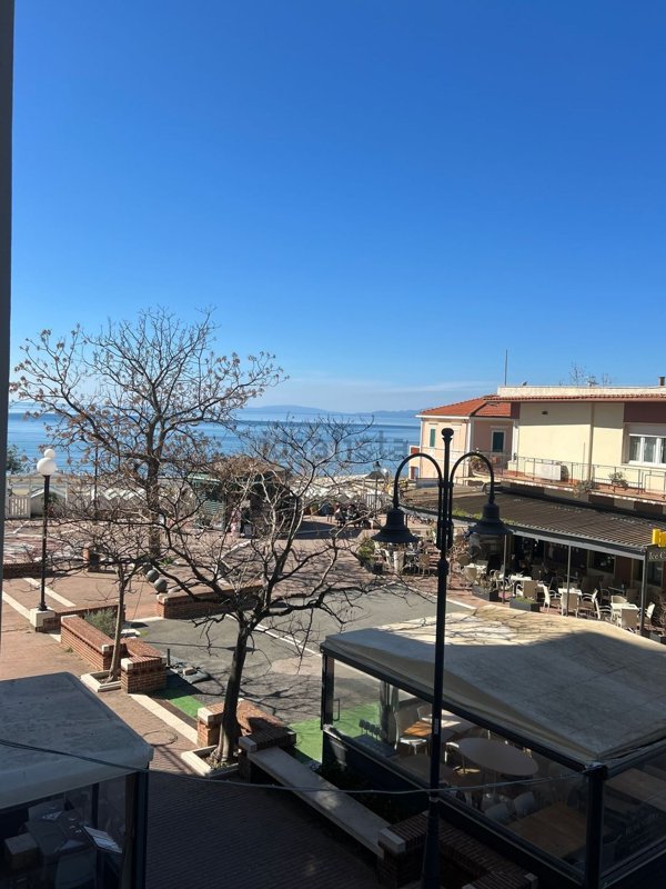 appartamento in vendita a Follonica