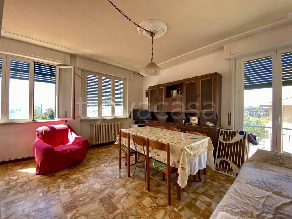appartamento in vendita a Follonica