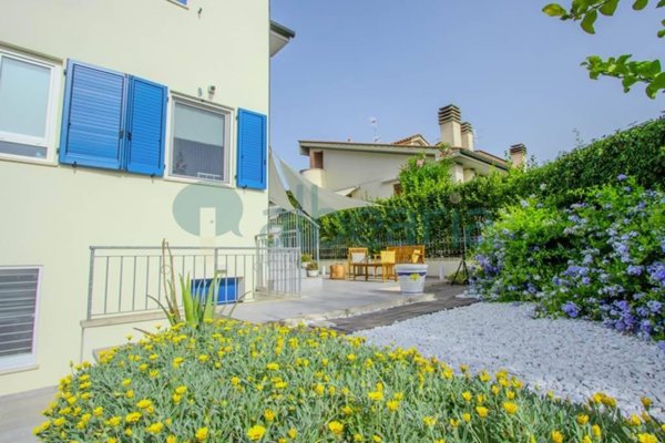 appartamento in vendita a Follonica