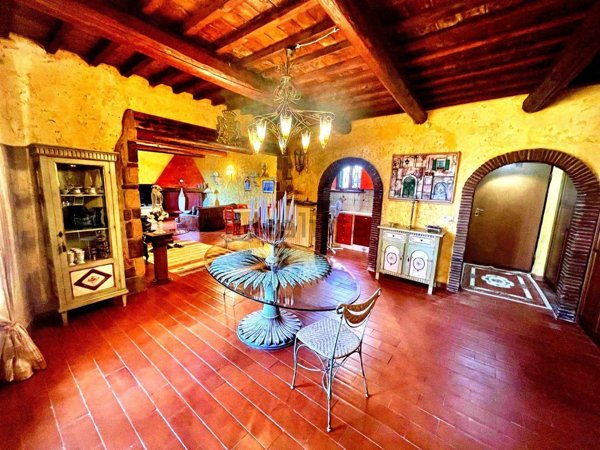 casa indipendente in vendita a Follonica
