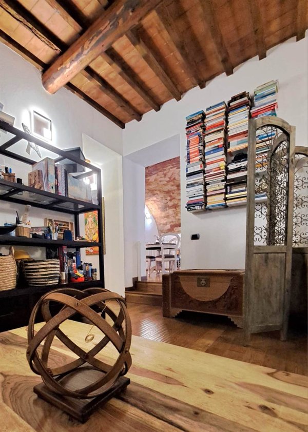 casa indipendente in vendita a Follonica