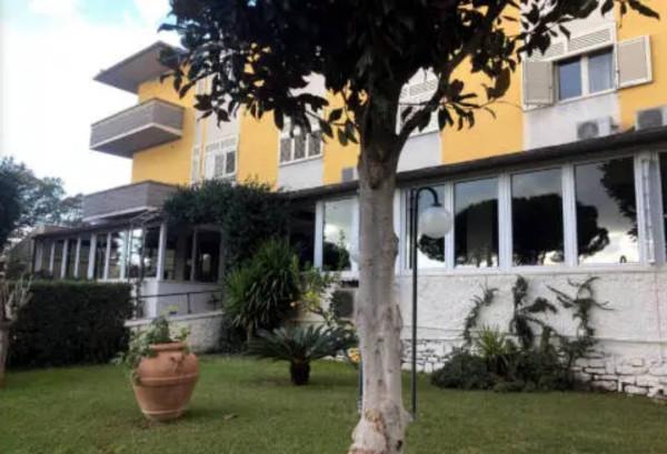 villa in vendita a Follonica