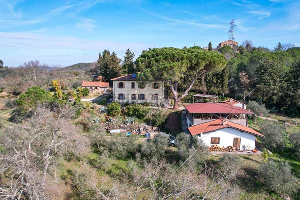 casa indipendente in vendita a Follonica