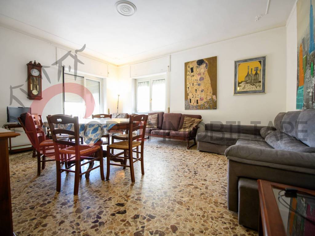 appartamento in vendita a Follonica
