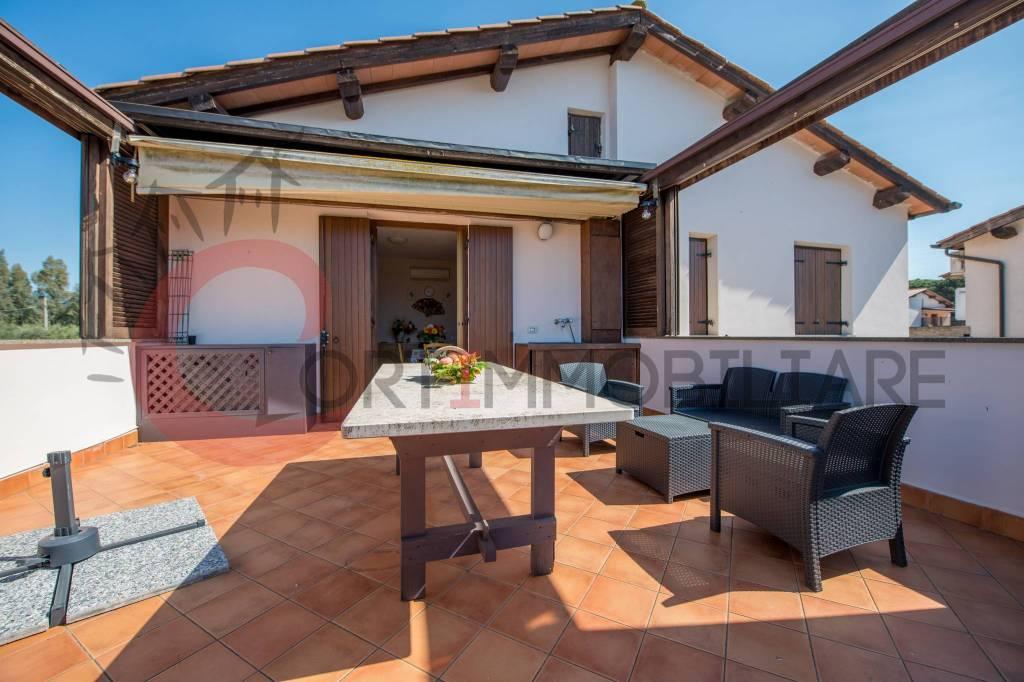 appartamento in vendita a Follonica
