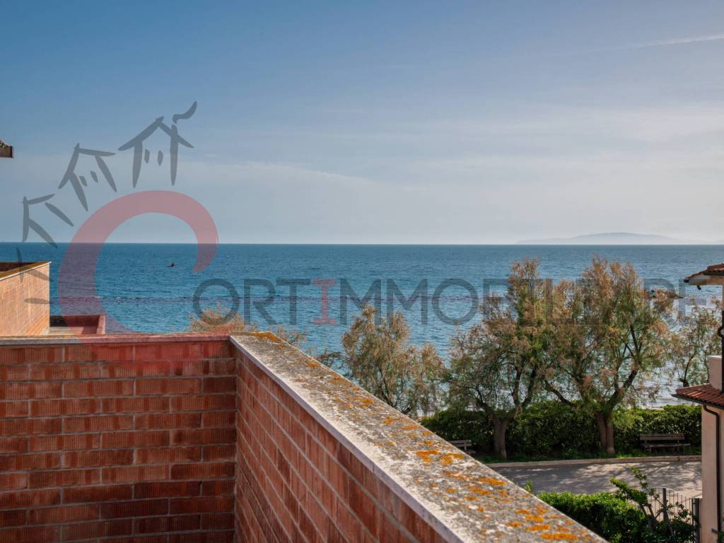 appartamento in vendita a Follonica