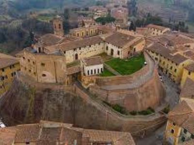 casa indipendente in vendita a Follonica