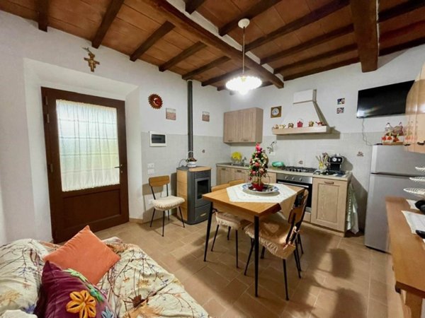 appartamento in vendita a Follonica