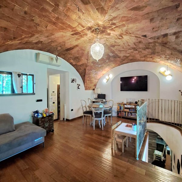 casa indipendente in vendita a Follonica