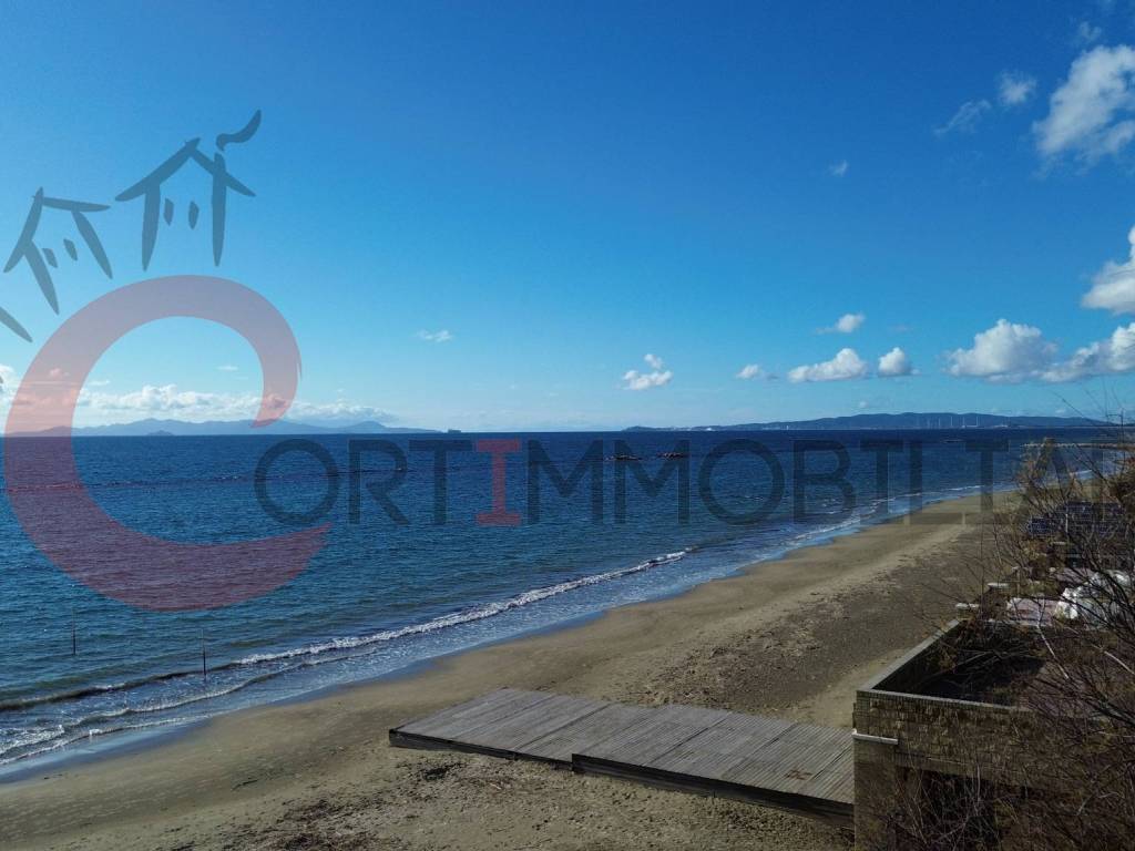 terreno edificabile in vendita a Follonica in zona Prato Ranieri