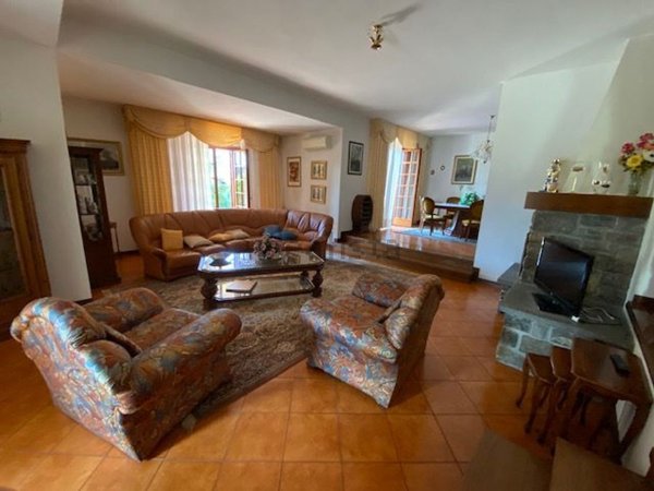 casa indipendente in vendita a Follonica
