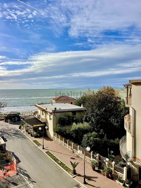 appartamento in vendita a Follonica