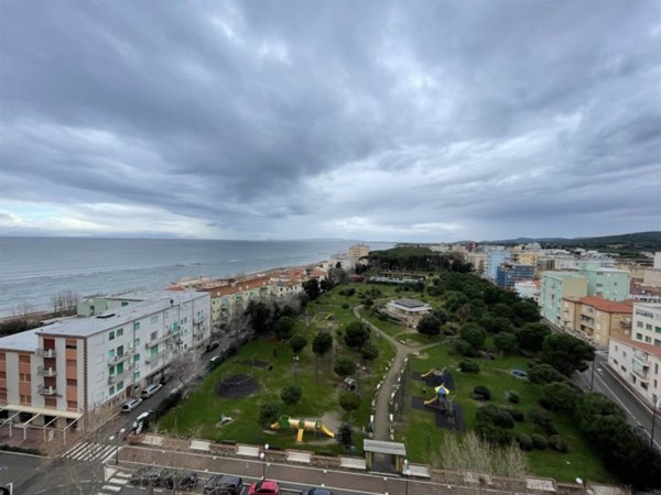appartamento in vendita a Follonica
